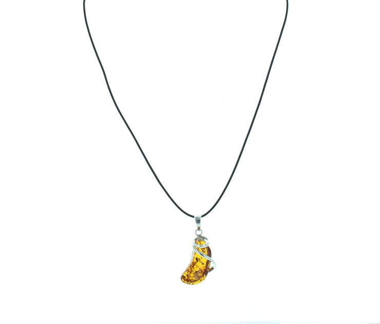 A photo of the 925 Sterling Silver Amber Pendant product