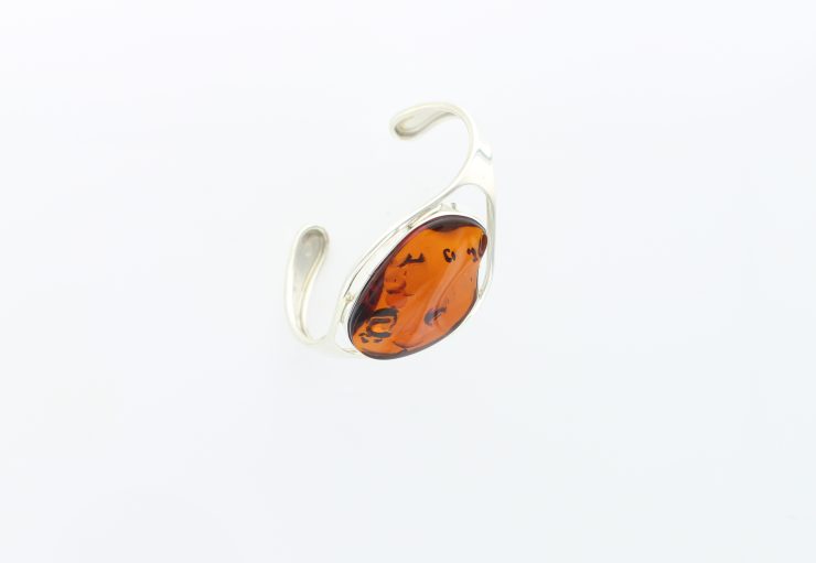 A photo of the 925 Sterling Silver Amber product