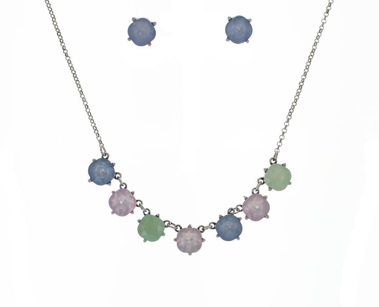 A photo of the Simple Gem Necklace product