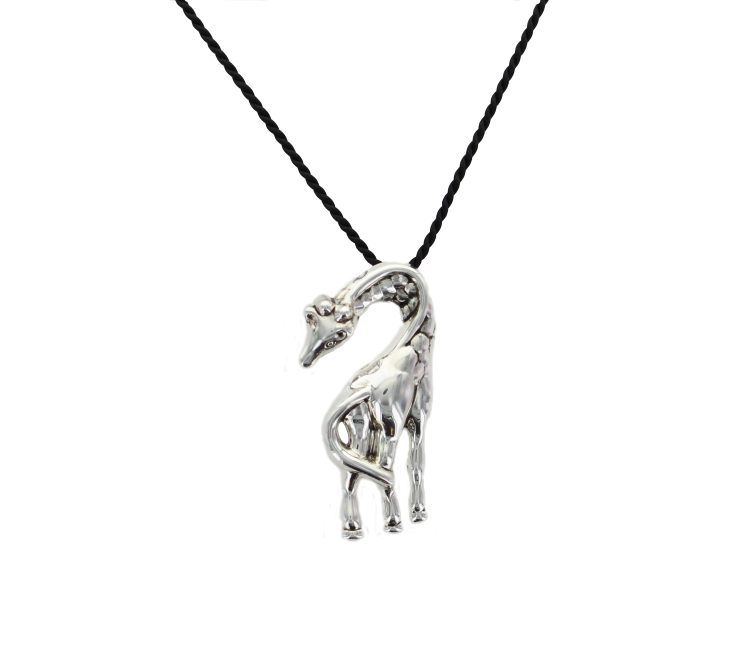 A photo of the Giraffe Pendant/Pin product