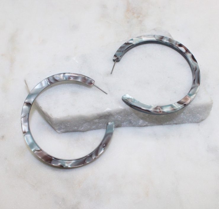 A photo of the Zoey Hoop Earrings product