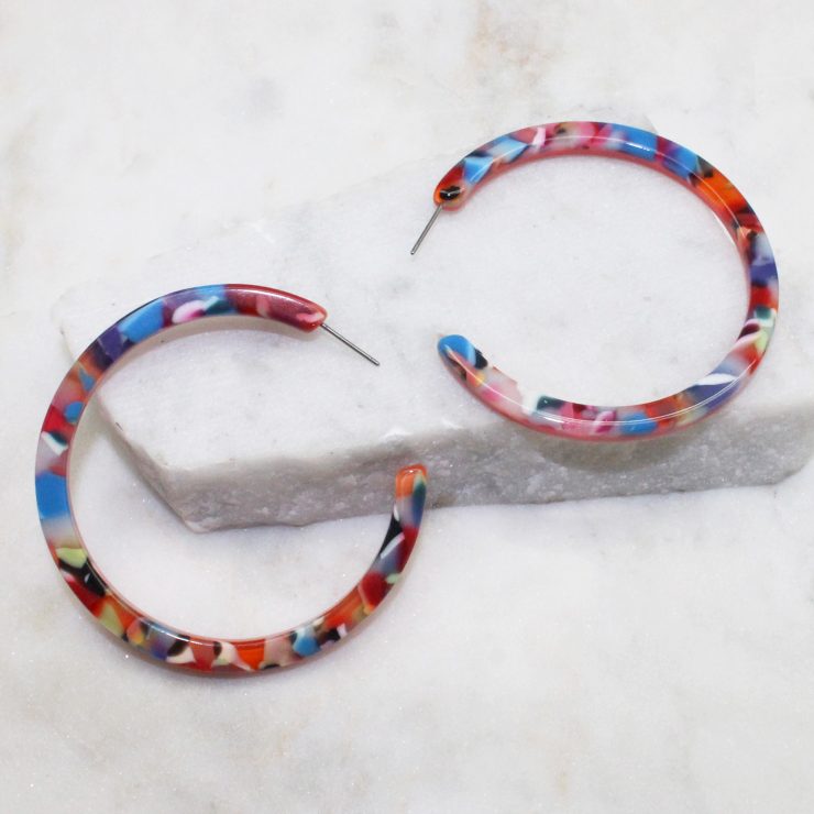 A photo of the Zoey Hoop Earrings product