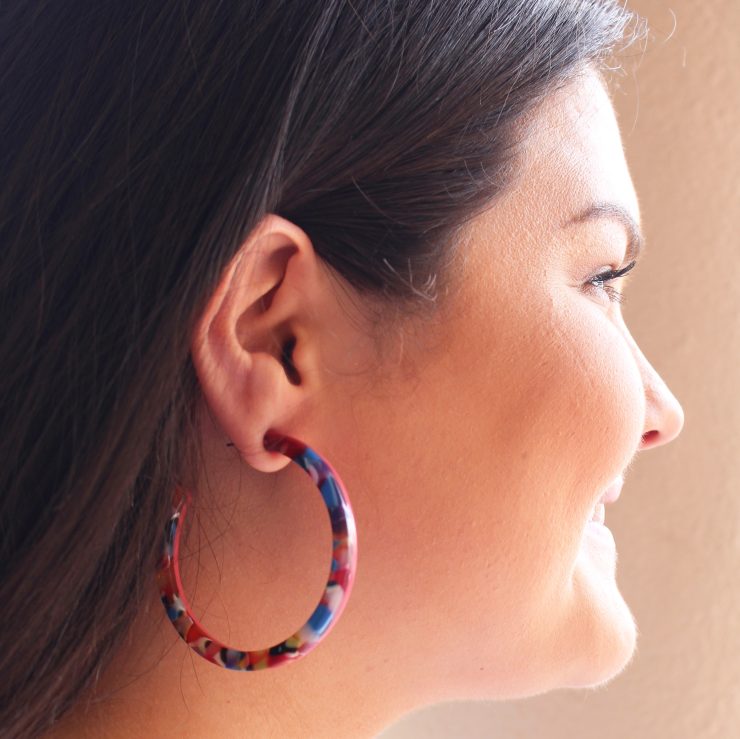 A photo of the Zoey Hoop Earrings product