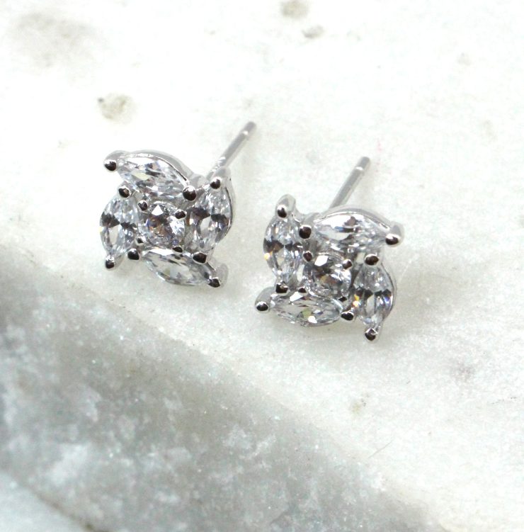 A photo of the Kite Earrings product